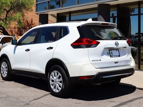 Used 2017 Nissan Rogue S AWD/4WD image 9