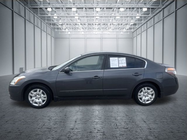 Used 2011 Nissan Altima 2.5 S FWD image 2