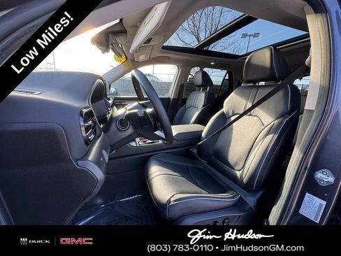 Used 2024 Honda Pilot Elite image 6