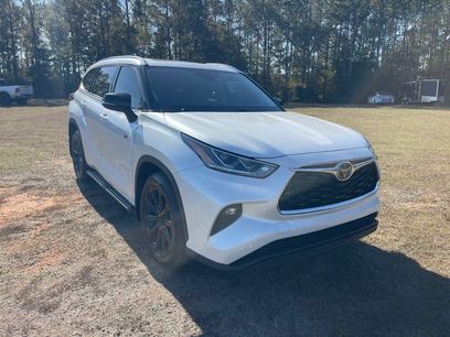 Used 2024 Toyota Highlander Limited