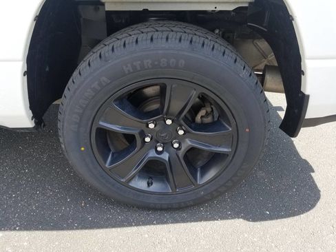 Certified 2022 RAM 1500 Big Horn image 4