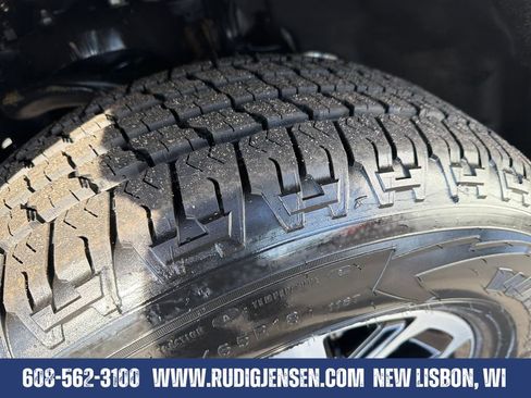 Used 2024 Ford Expedition Max XLT AWD/4WD image 30
