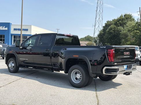 New 2026 GMC Sierra 3500 Pro AWD/4WD image 18