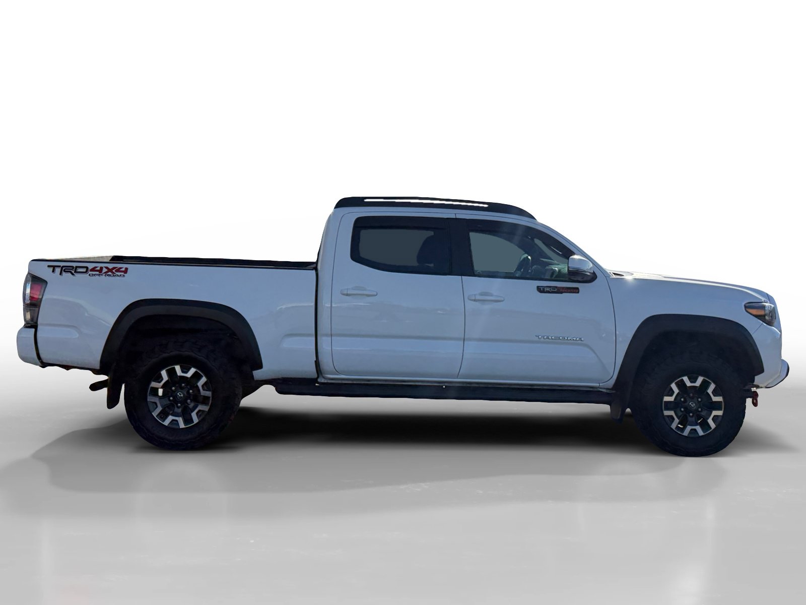 Used 2023 Toyota Tacoma TRD Off-Road w/ TRD Premium Off Road Package AWD/4WD image 6