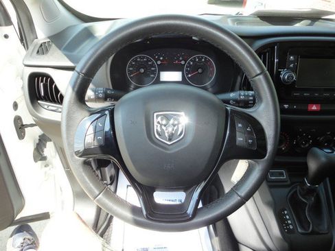 Used 2019 RAM ProMaster City Tradesman SLT image 5