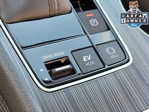 Used 2022 Toyota Sienna Platinum image 36