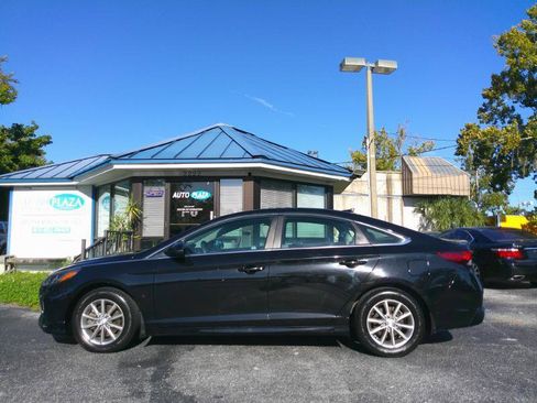 Used 2018 Hyundai Sonata SE FWD image 10