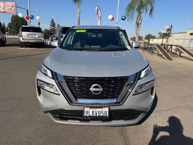 Certified 2023 Nissan Rogue SV FWD image 2
