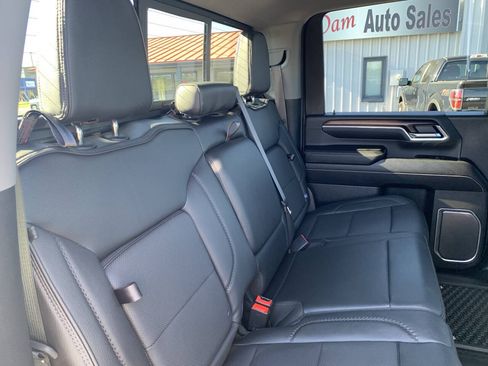 Used 2025 GMC Sierra 2500 Denali w/ Denali Reserve Package AWD/4WD image 27