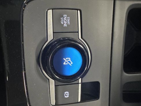 Used 2025 Volkswagen Tiguan SEL R-Line AWD/4WD image 14