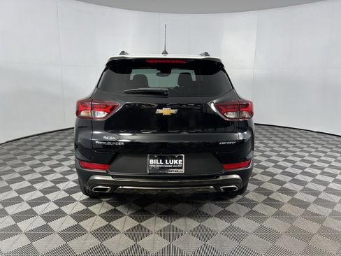 Used 2023 Chevrolet TrailBlazer ACTIV w/ Sun and Liftgate Package image 7