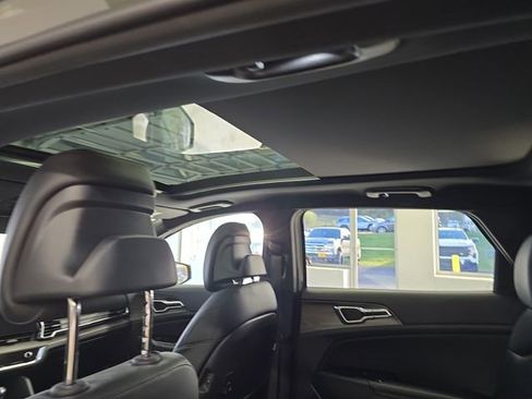 Certified 2024 Kia Sportage X-Pro image 13