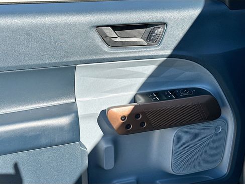 Certified 2022 Ford Maverick Lariat w/ Equipment Group 500A Standard image 17