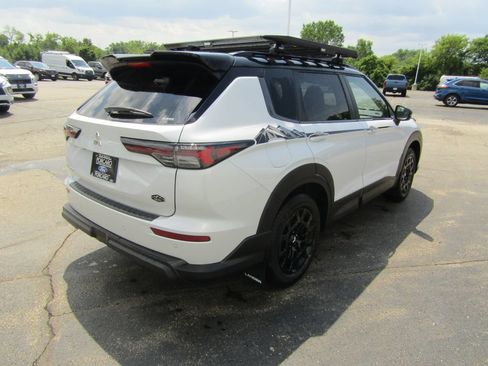 Used 2026 Mitsubishi Outlander AWD image 6