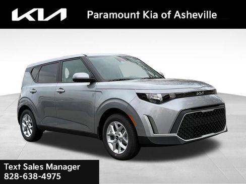 New 2025 Kia Soul LX image 1
