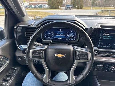 Used 2025 Chevrolet Silverado 2500 LTZ w/ LTZ Premium Package image 79