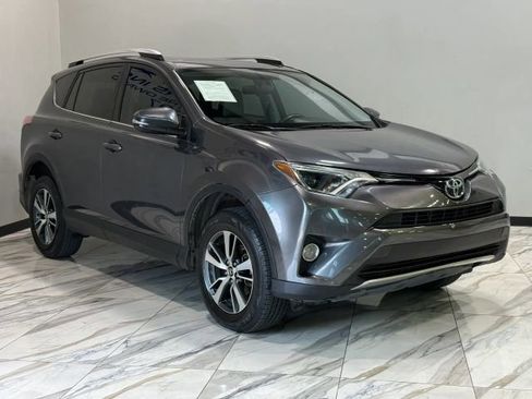 Used 2016 Toyota RAV4 XLE FWD image 4