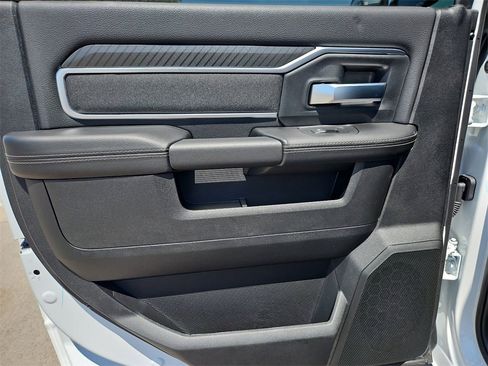 New 2026 RAM 2500 Lone Star image 16