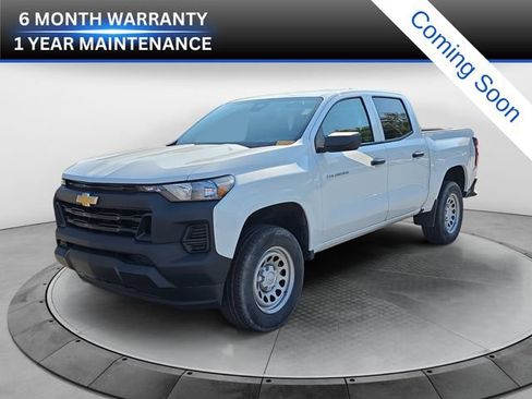 Used 2024 Chevrolet Colorado W/T RWD image 1