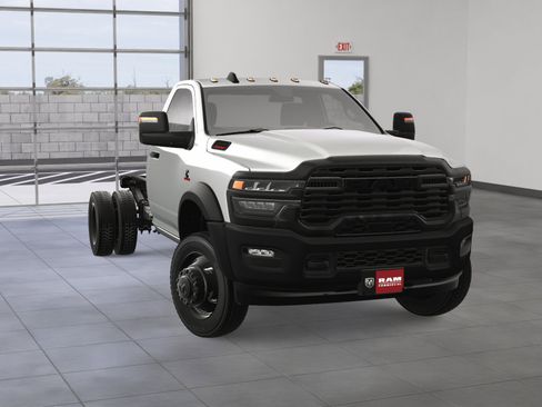 New 2025 RAM 4500 Tradesman image 8