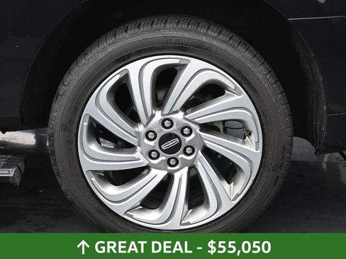 Used 2024 Lincoln Navigator Premiere image 18
