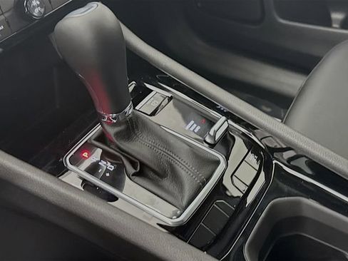 New 2026 Jeep Compass Latitude image 16