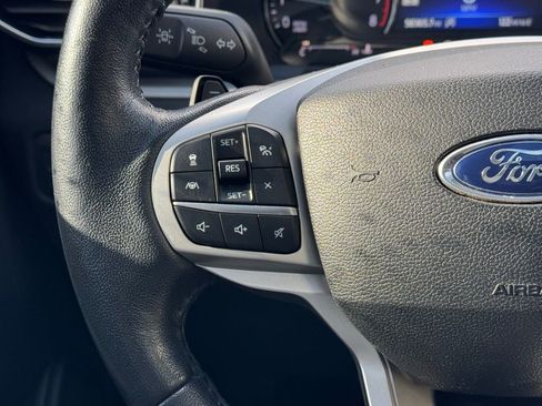 Used 2021 Ford Explorer XLT w/ Equipment Group 202A image 31