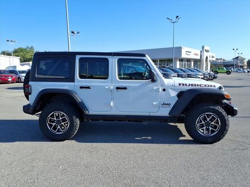 New 2025 Jeep Wrangler Unlimited Rubicon image 3