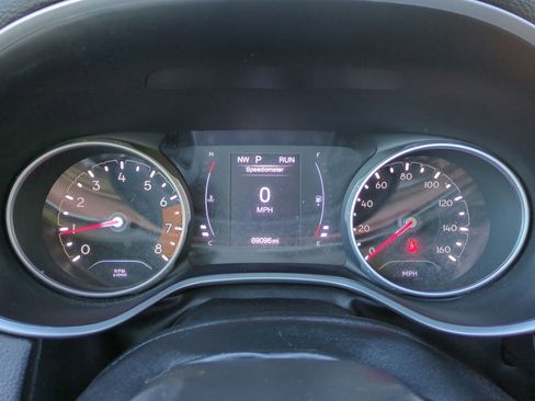 Used 2020 Jeep Compass Latitude image 26