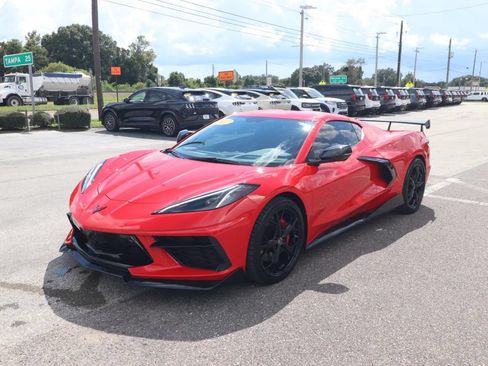 Used 2021 Chevrolet Corvette Stingray Premium Cpe w/ Z51 Performance Package RWD image 3