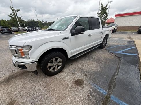 Used 2018 Ford F150 XLT w/ Equipment Group 301A Mid AWD/4WD image 3