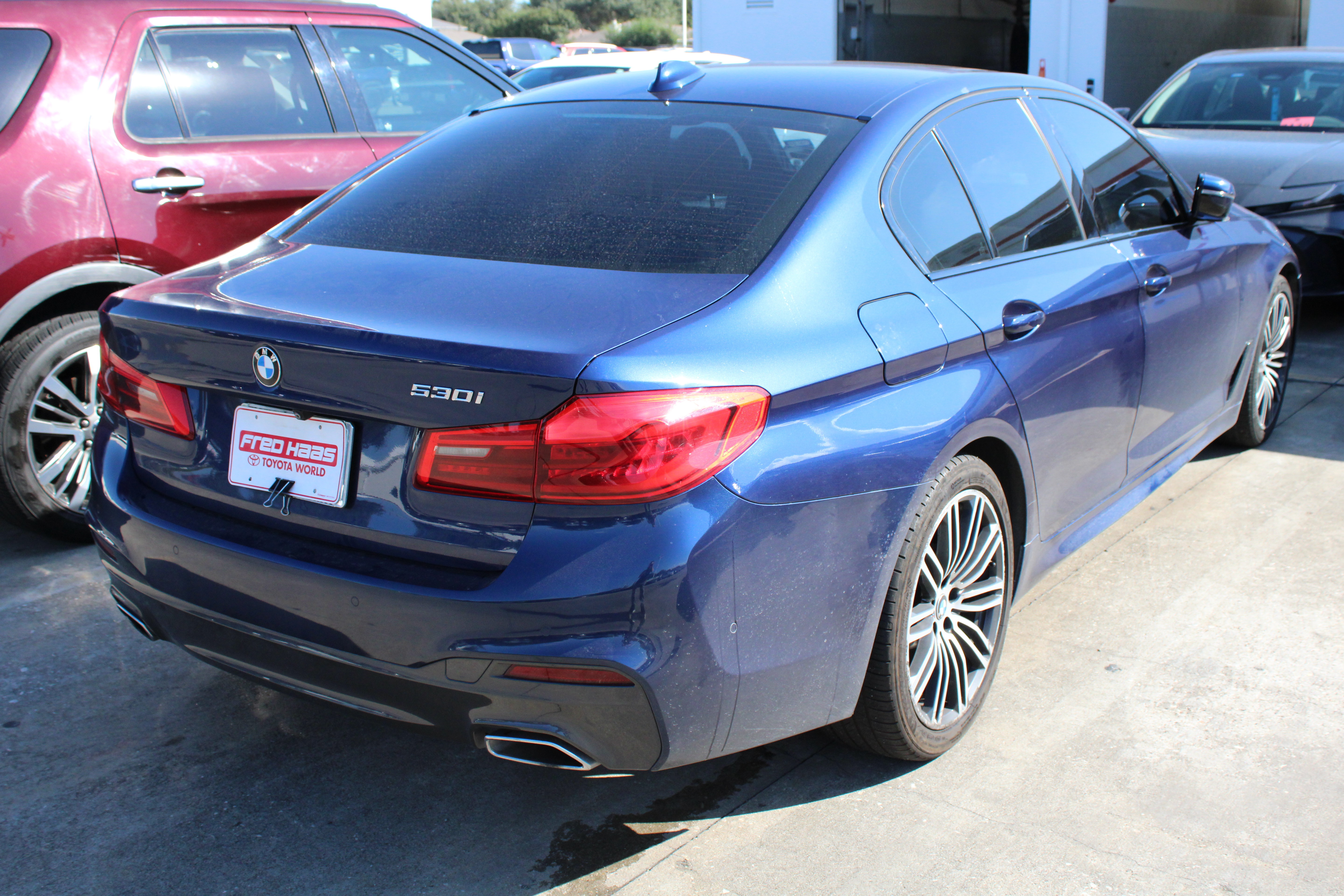 Used 2020 BMW 530i w/ M Sport Package RWD image 9