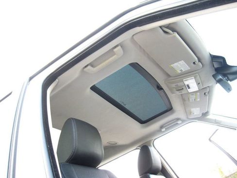 Used 2014 Land Rover LR4 HSE image 27