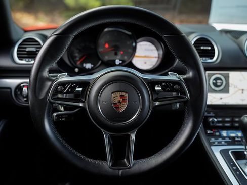 Used 2017 Porsche 718 Cayman S image 23