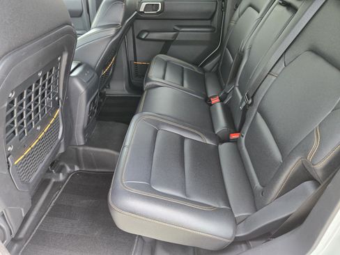 Used 2024 Ford Bronco Badlands AWD/4WD image 24