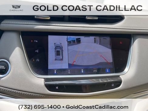 Certified 2023 Cadillac XT5 Premium Luxury w/ Technology Package FWD image 2