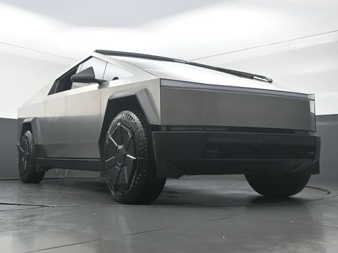 Used 2024 Tesla Cybertruck Cyberbeast AWD/4WD image 46
