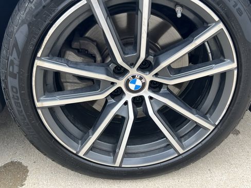 Used 2019 BMW 330i Sedan w/ Driving Assistance Package image 12