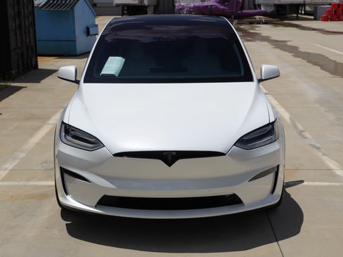 Used 2022 Tesla Model X AWD/4WD image 22