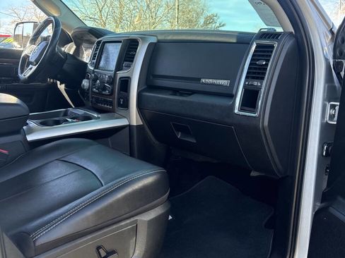 Used 2018 RAM 1500 Laramie w/ Convenience Group image 17