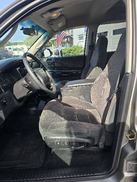 Used 2001 Dodge Durango 4WD image 8