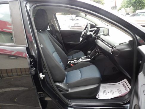 Used 2017 Toyota Yaris iA FWD image 6