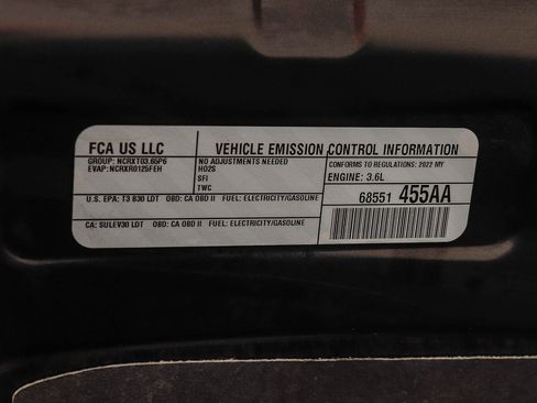 Used 2022 Chrysler Pacifica Touring-L FWD image 30