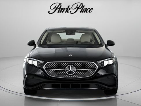 Used 2026 Mercedes-Benz E 450 4MATIC Sedan image 36