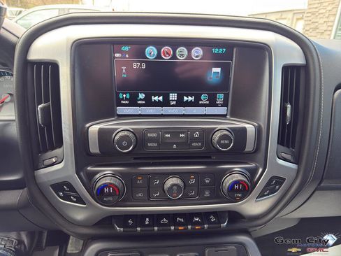 Used 2018 GMC Sierra 1500 SLT AWD/4WD image 19