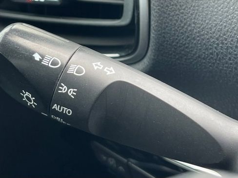 Used 2017 Toyota Prius Four FWD image 20