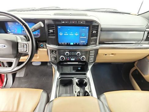 Used 2023 Ford F250 Lariat w/ Chrome Package image 25