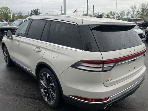 Used 2021 Lincoln Aviator Reserve w/ Equipment Group 202A AWD/4WD image 5