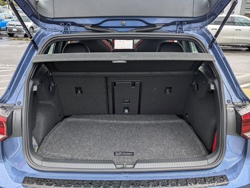 New 2026 Volkswagen GTI SE image 29