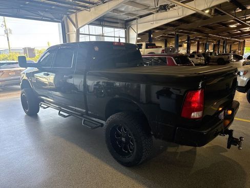 Used 2016 RAM 2500 Big Horn w/ Black Appearance Group AWD/4WD image 4